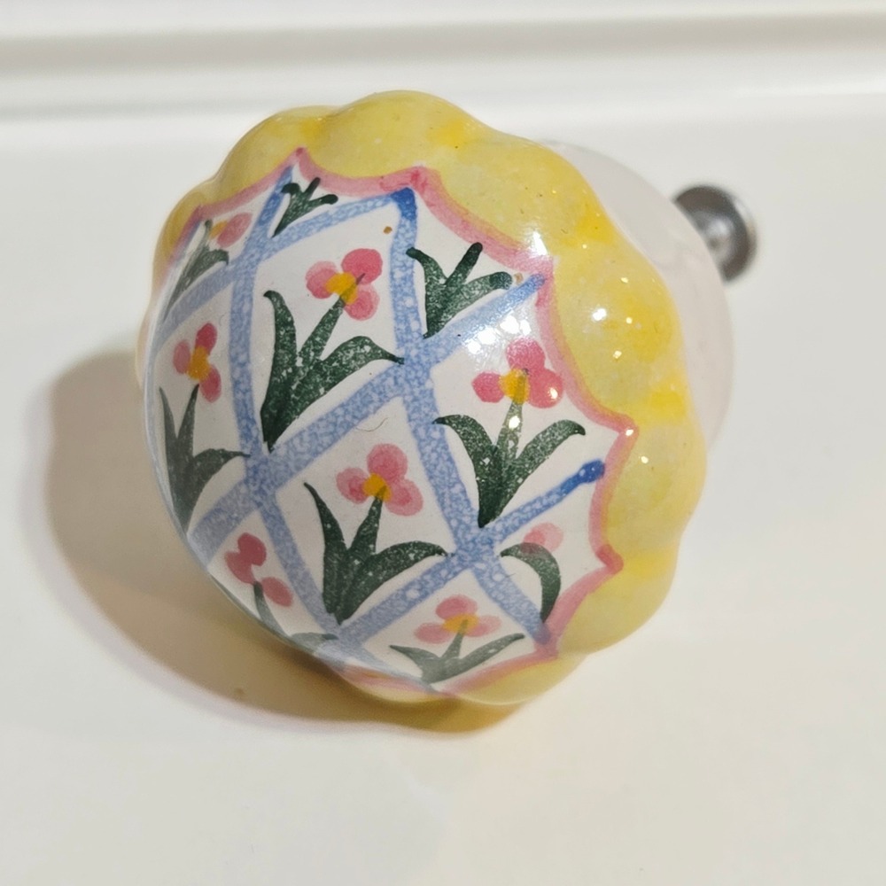 MacKenzie-Childs Petite Floral Knobs Set 5 Scalloped Yellow Terraotta Huge Set